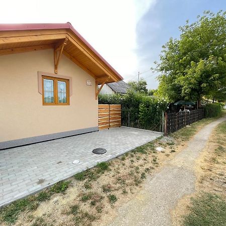 Ibolya Apartman Csisztapuszta Zewnętrze zdjęcie